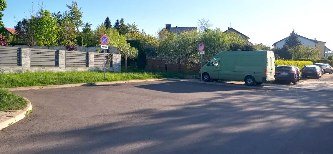 Miejsce do zawracania pojazdów przy Jagiellonów