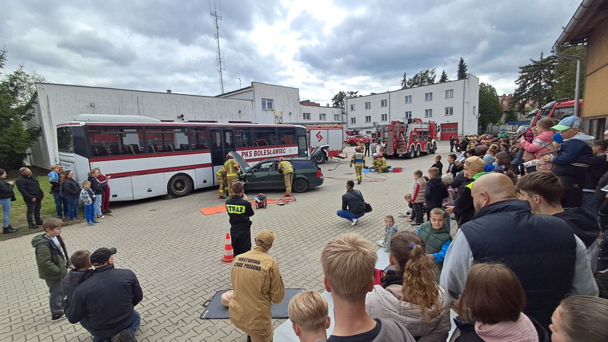 Pokazowa akcja ratownicza - Dzień Strażaka 2025