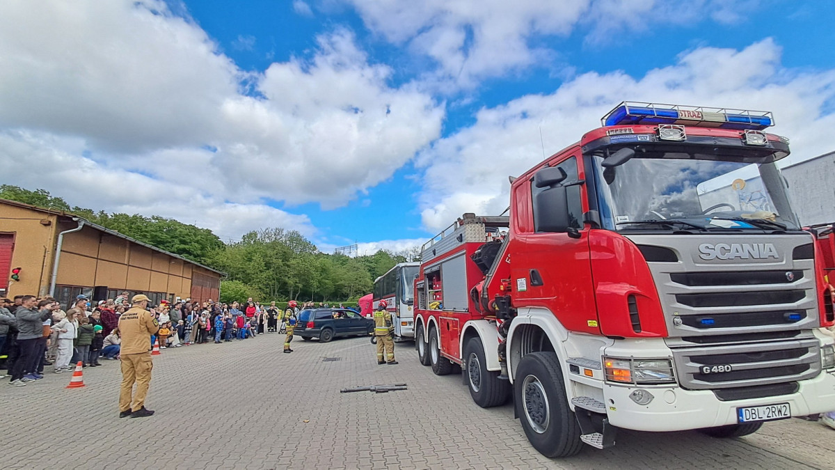 Pokazowa akcja ratownicza - Dzień Strażaka 2025