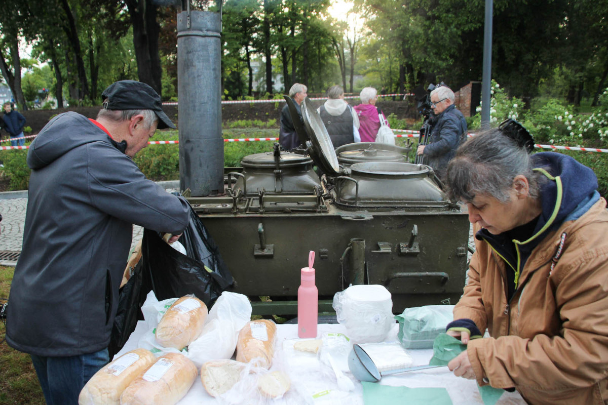 Inscenizacja walki Polaków z Niemcami z czasów II wojny światowej
