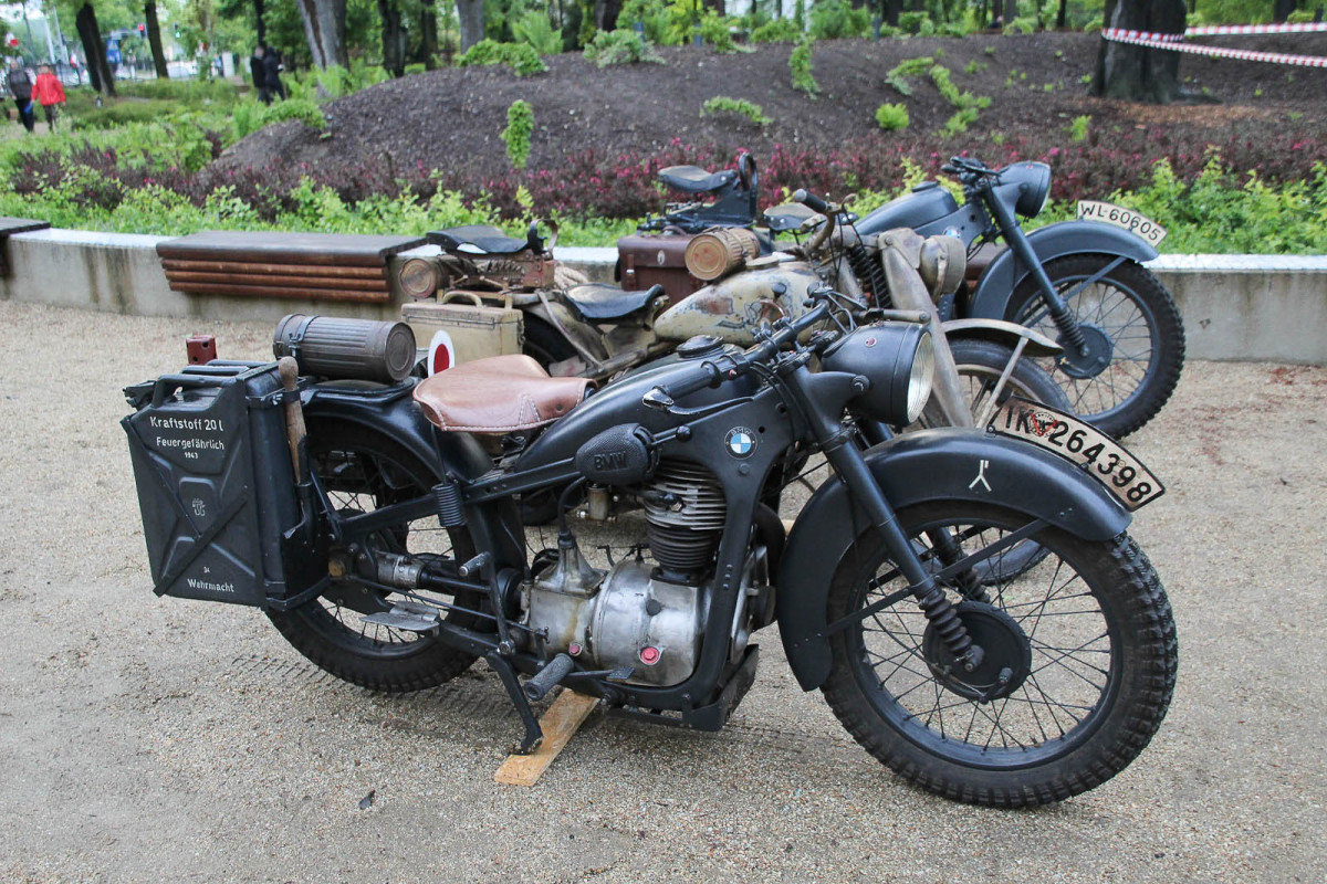 Inscenizacja walki Polaków z Niemcami z czasów II wojny światowej