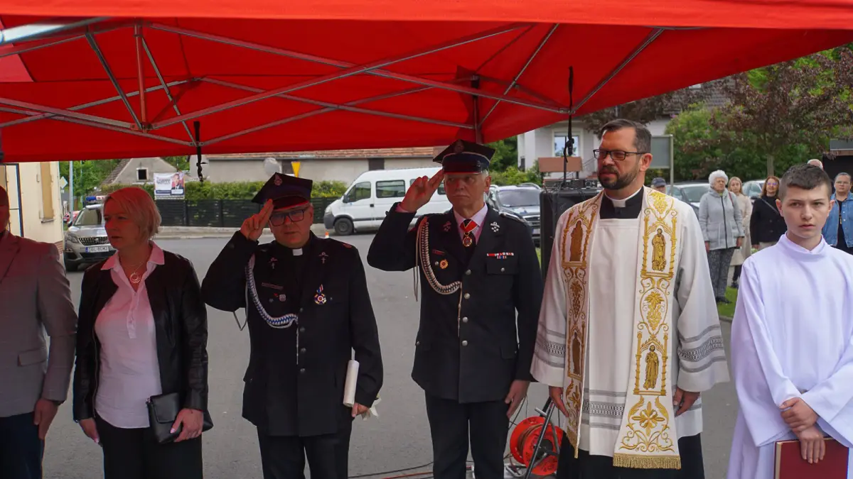 Урочистість