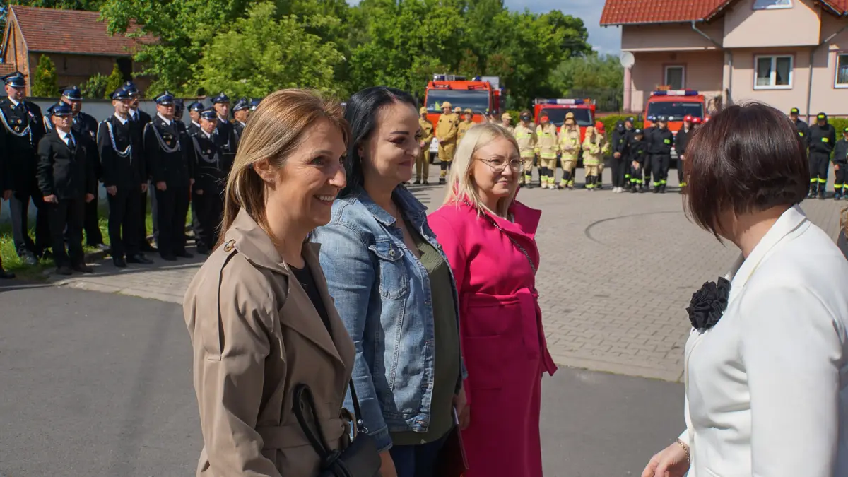 Урочистість