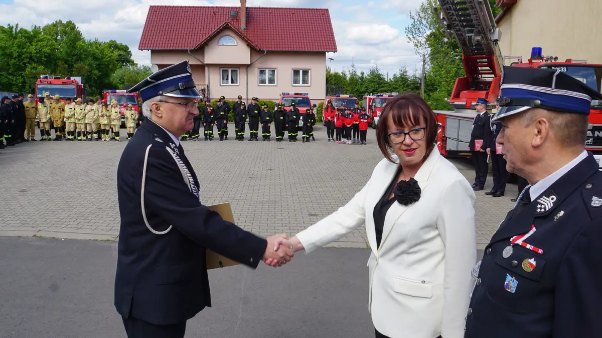 Урочистість