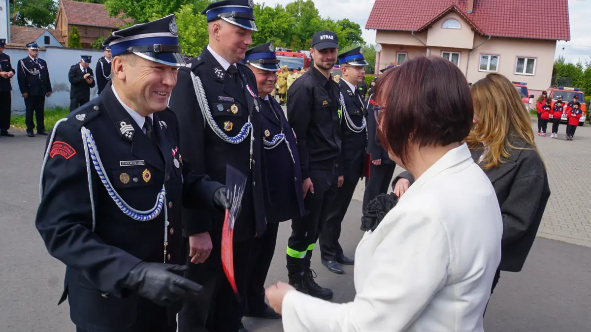 Урочистість