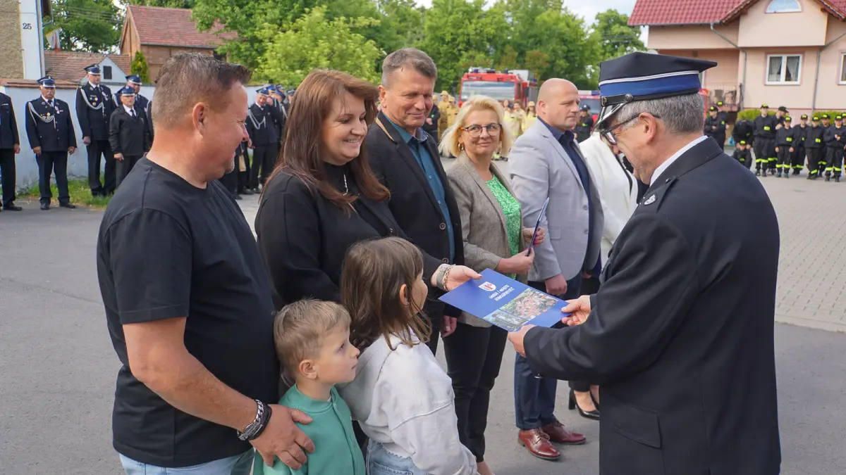 Урочистість