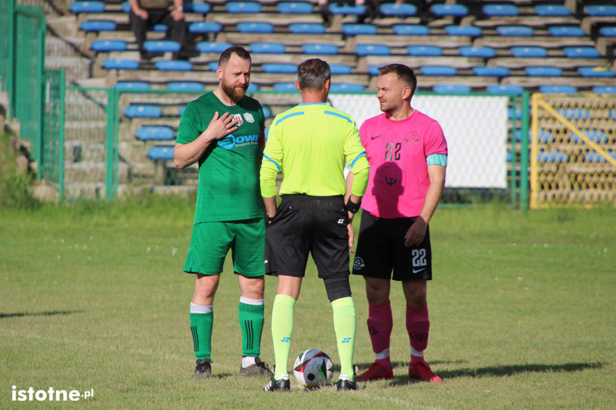 Galeria z meczu BKS II Bolesławiec - KS Kolonia Bolesławiec