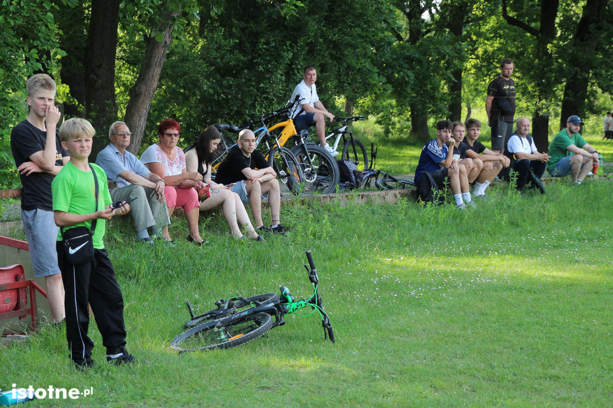 Galeria z meczu BKS II Bolesławiec - KS Kolonia Bolesławiec