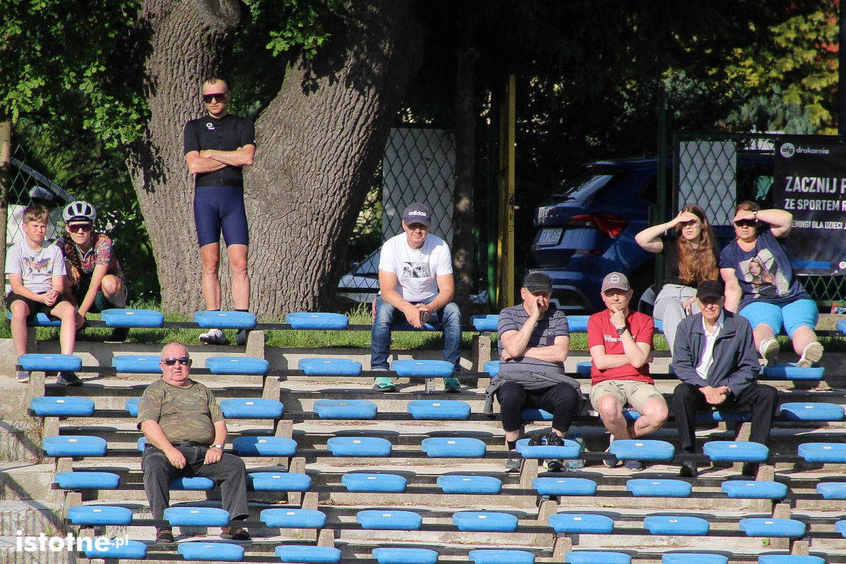 Galeria z meczu BKS II Bolesławiec - KS Kolonia Bolesławiec