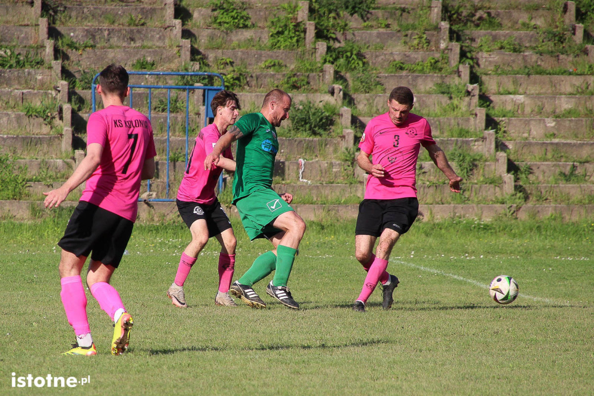 Galeria z meczu BKS II Bolesławiec - KS Kolonia Bolesławiec