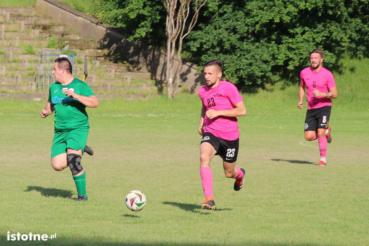 Galeria z meczu BKS II Bolesławiec - KS Kolonia Bolesławiec