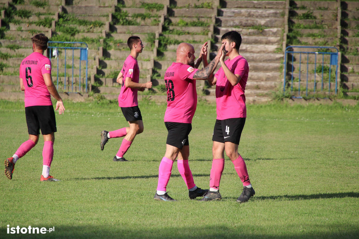 Galeria z meczu BKS II Bolesławiec - KS Kolonia Bolesławiec