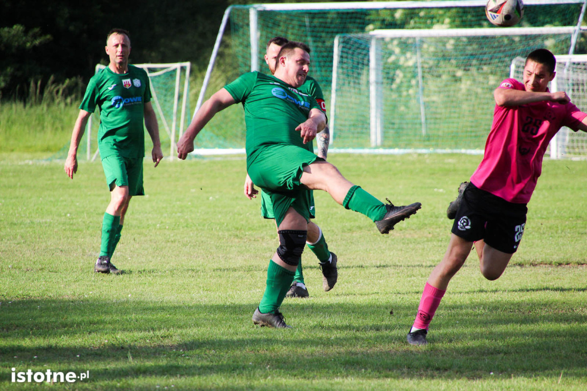 Galeria z meczu BKS II Bolesławiec - KS Kolonia Bolesławiec