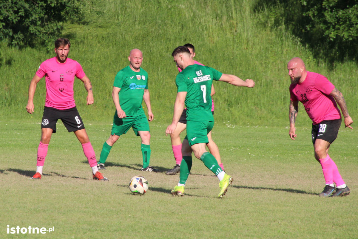 Galeria z meczu BKS II Bolesławiec - KS Kolonia Bolesławiec