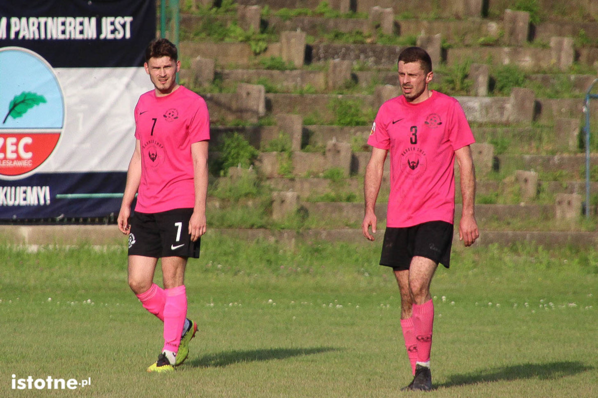 Galeria z meczu BKS II Bolesławiec - KS Kolonia Bolesławiec