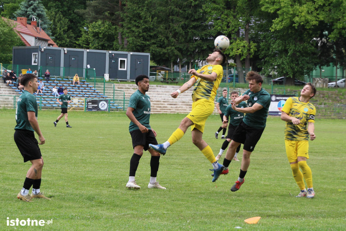 Galeria z meczu BKS Bolesławiec - Gryf Gryfów Śląski