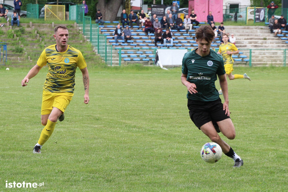 Galeria z meczu BKS Bolesławiec - Gryf Gryfów Śląski