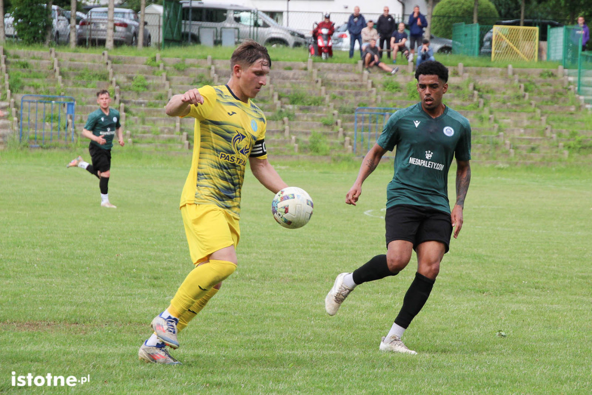 Galeria z meczu BKS Bolesławiec - Gryf Gryfów Śląski