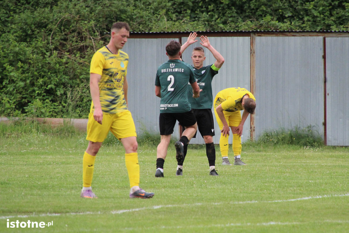 Galeria z meczu BKS Bolesławiec - Gryf Gryfów Śląski