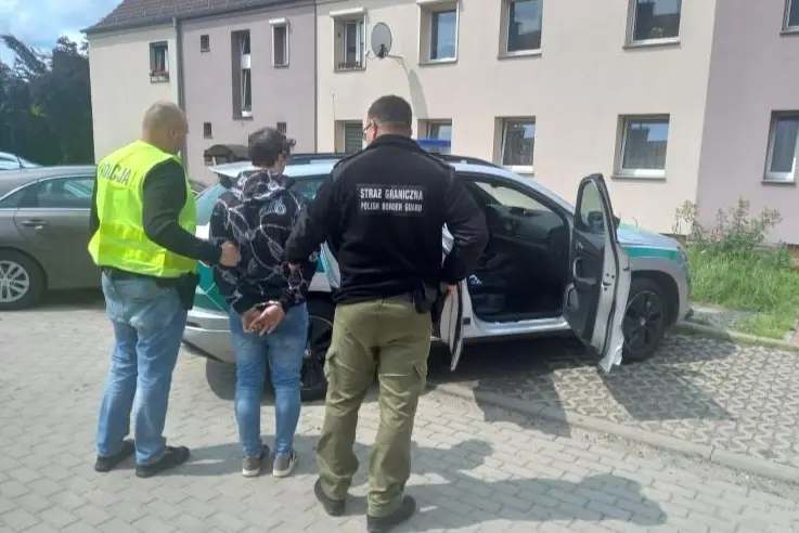 Правоохоронці та іноземці