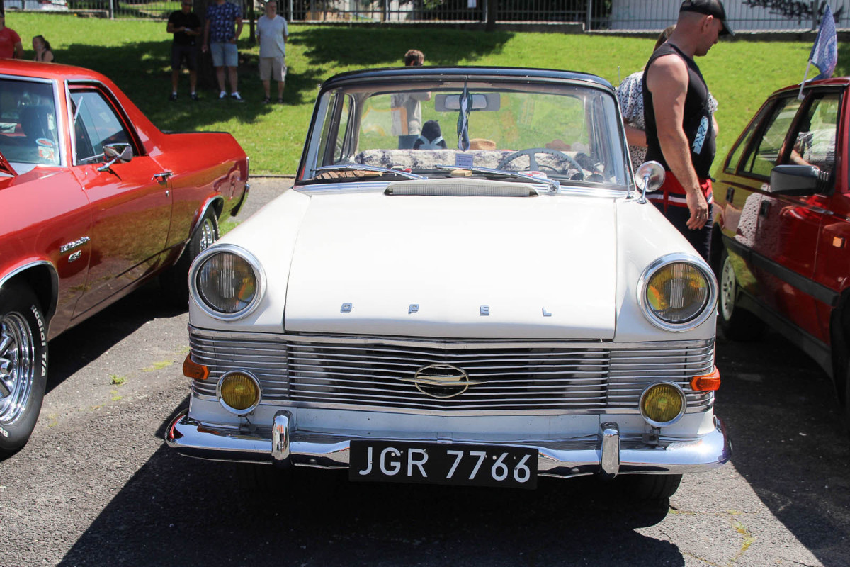 Zabytkowe pojazdy w Bolesławcu