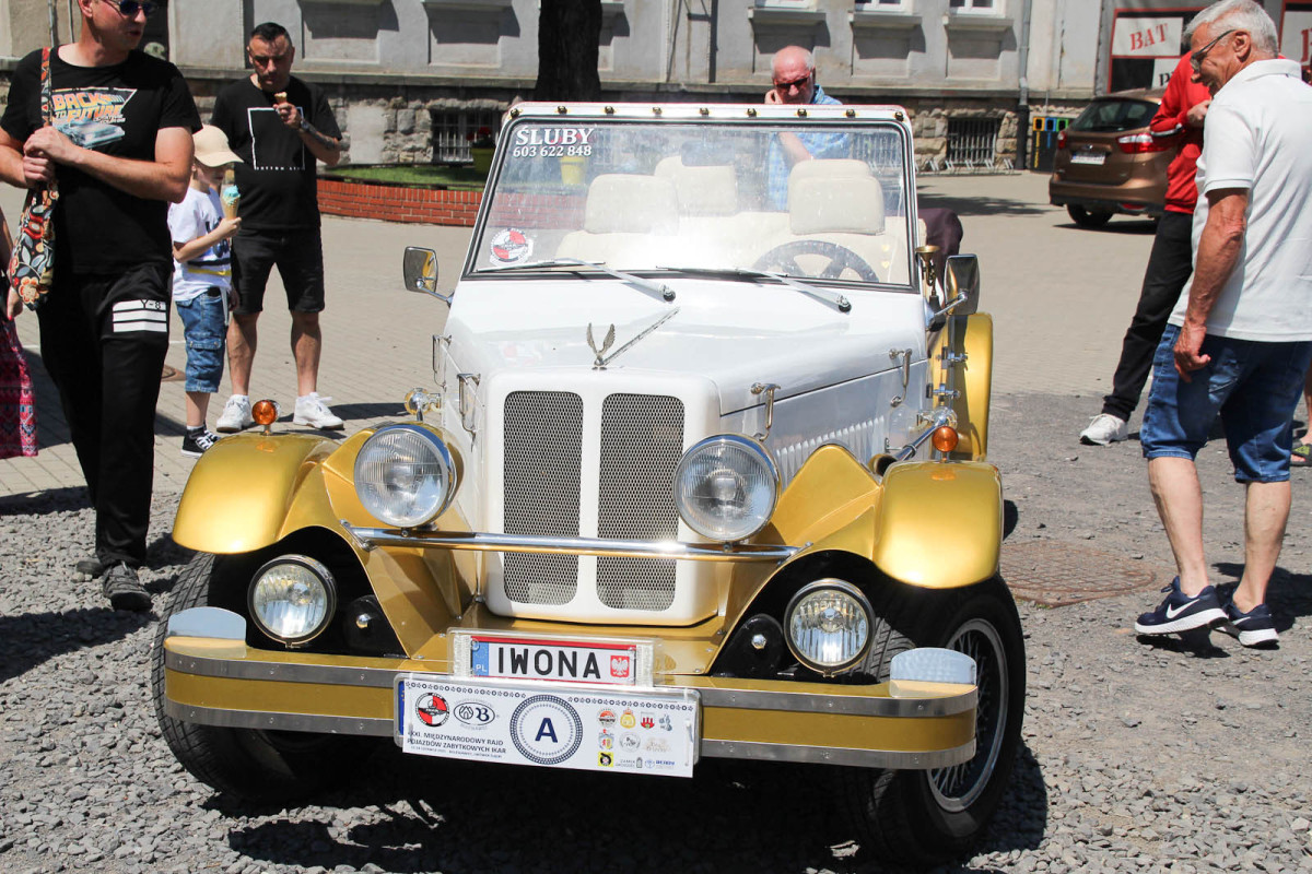 Zabytkowe pojazdy w Bolesławcu
