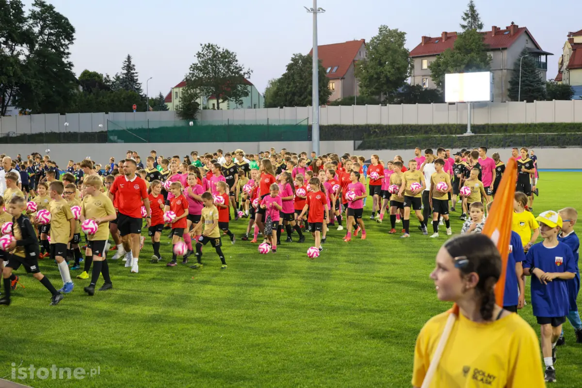 Uroczystość otwarcia stadionu w Bolesławcu