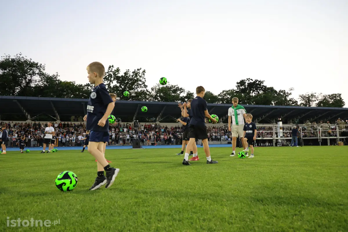 Uroczystość otwarcia stadionu w Bolesławcu