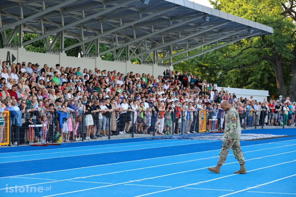 Uroczystość otwarcia stadionu w Bolesławcu