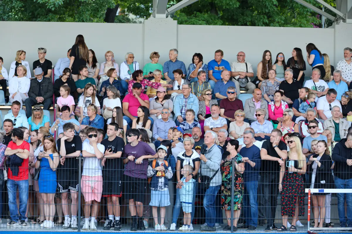 Uroczystość otwarcia stadionu w Bolesławcu