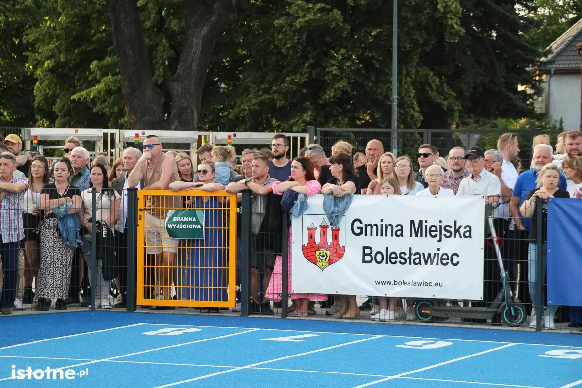Uroczystość otwarcia stadionu w Bolesławcu