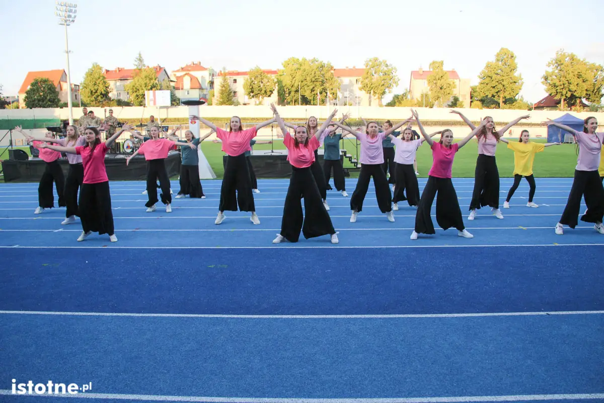 Uroczystość otwarcia stadionu w Bolesławcu