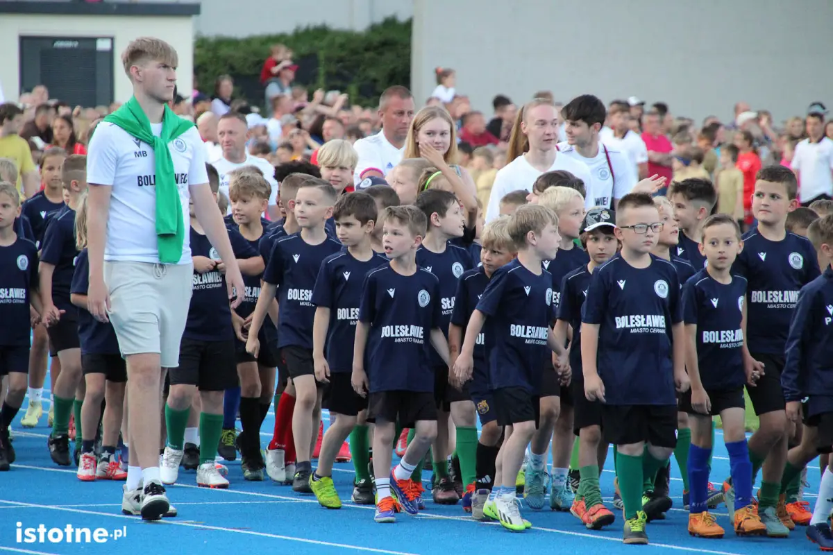 Uroczystość otwarcia stadionu w Bolesławcu