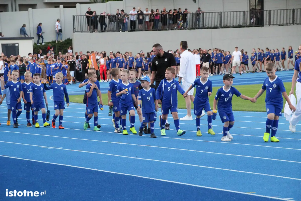 Uroczystość otwarcia stadionu w Bolesławcu