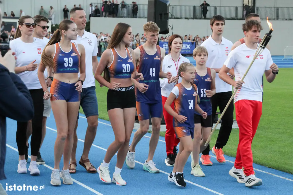 Uroczystość otwarcia stadionu w Bolesławcu