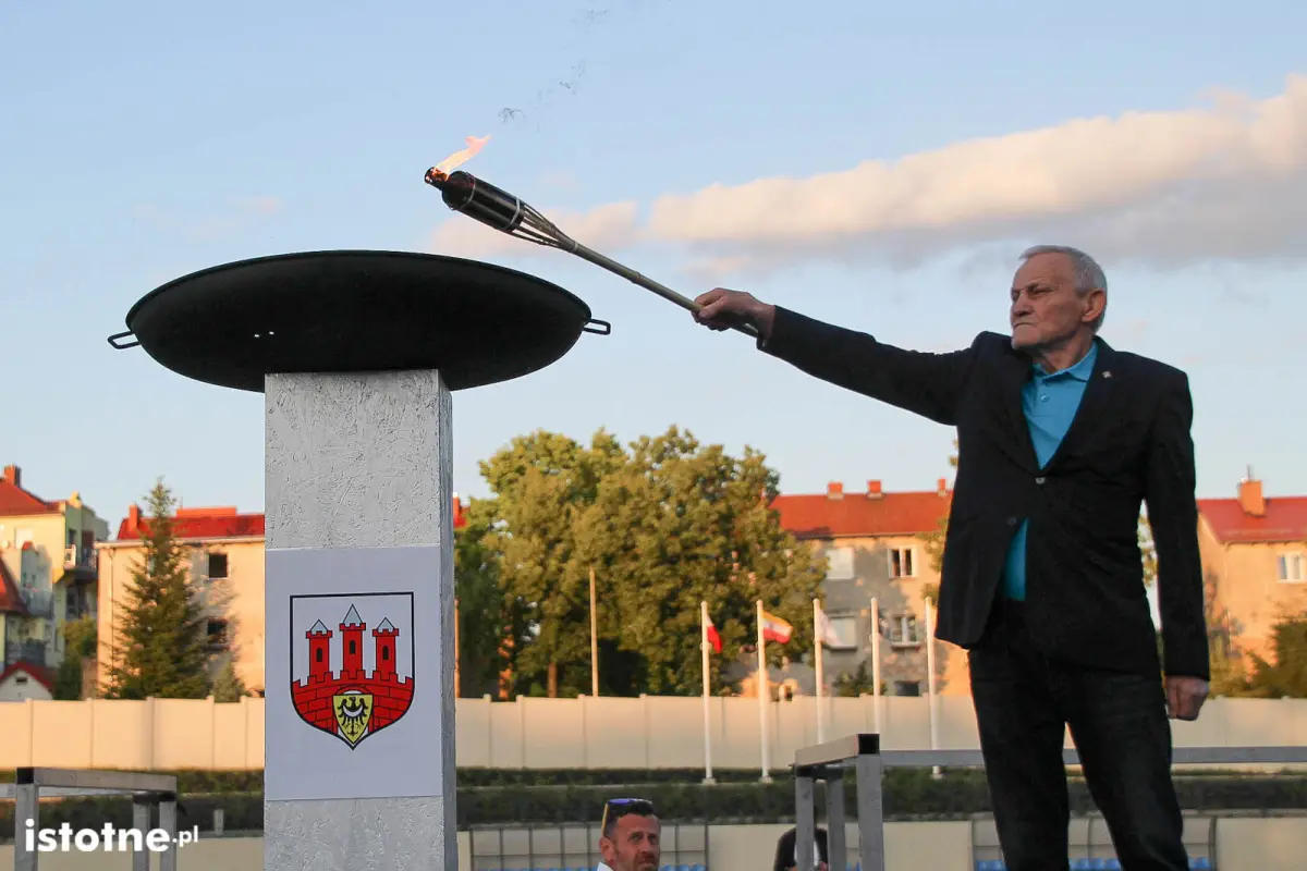 Uroczystość otwarcia stadionu w Bolesławcu