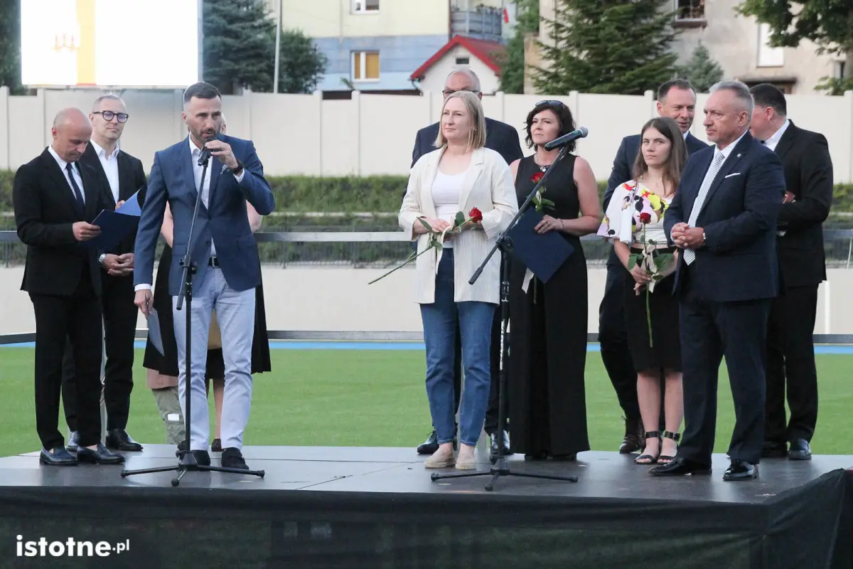 Uroczystość otwarcia stadionu w Bolesławcu