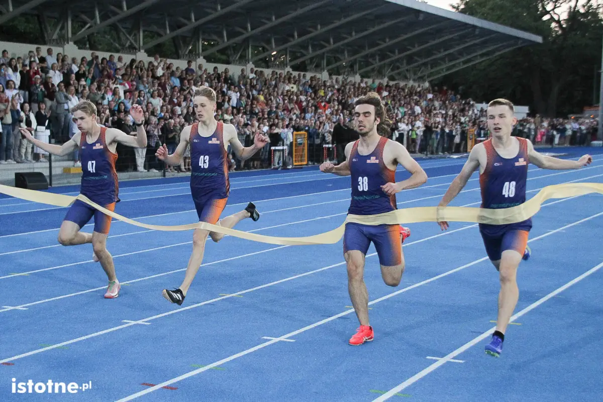 Uroczystość otwarcia stadionu w Bolesławcu