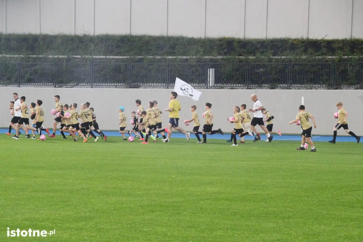 Uroczystość otwarcia stadionu w Bolesławcu