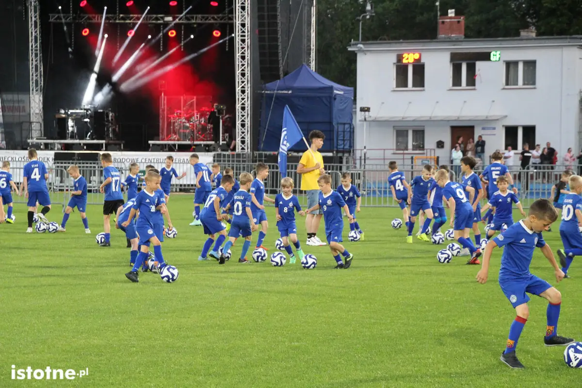 Uroczystość otwarcia stadionu w Bolesławcu
