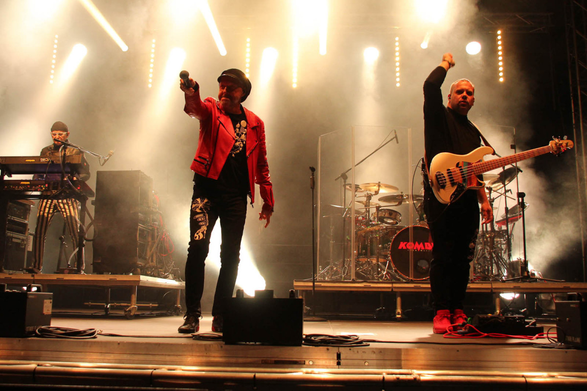 Koncert zespołu Kombi Łosowski oraz pokaz laserów