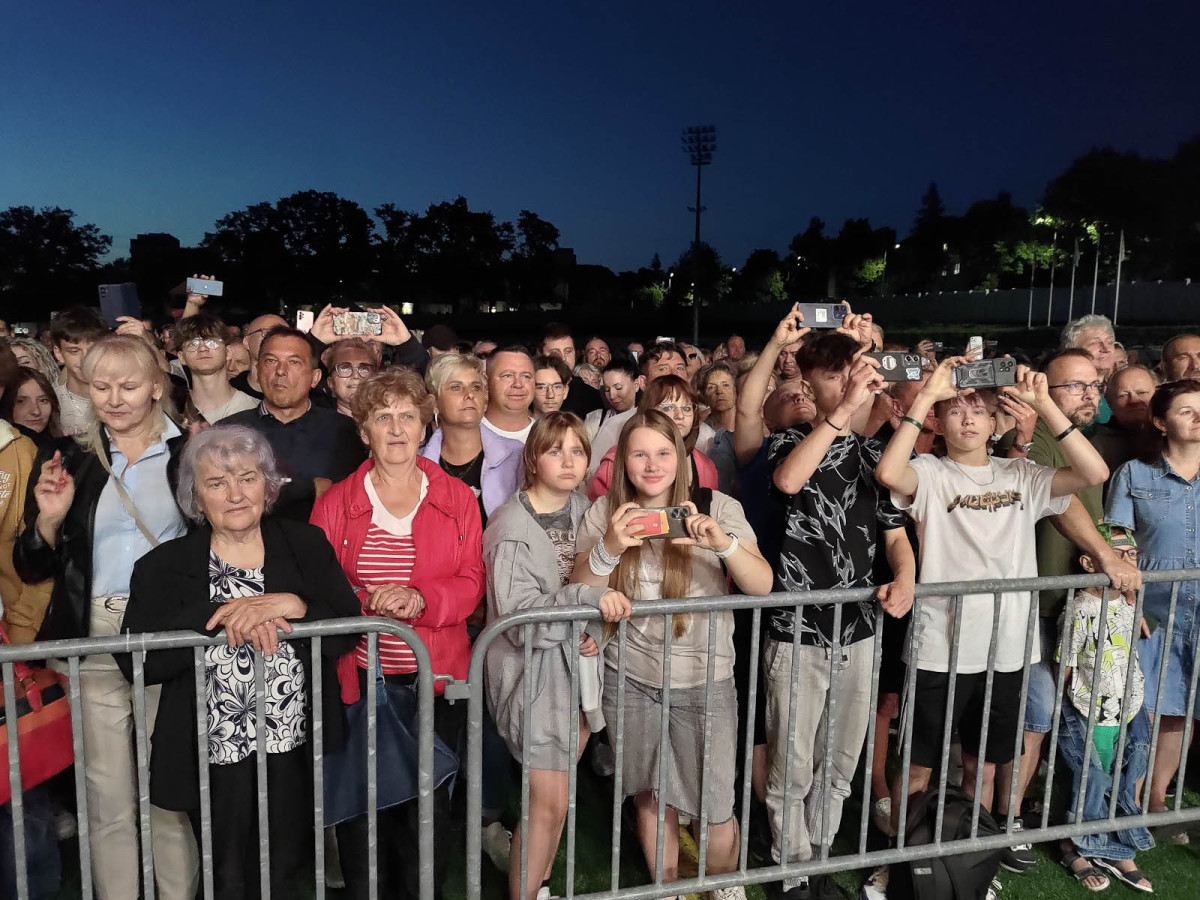 Koncert zespołu Kombi Łosowski oraz pokaz laserów