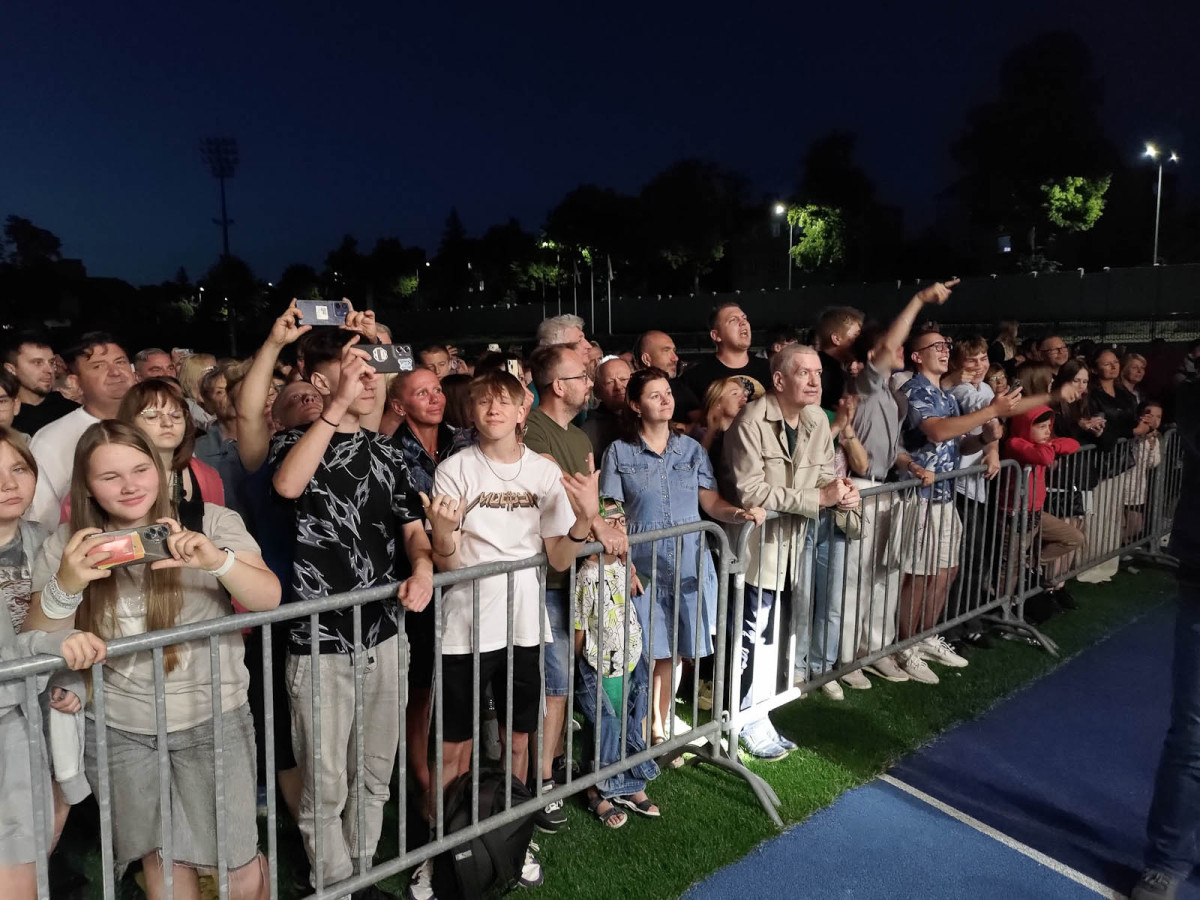 Koncert zespołu Kombi Łosowski oraz pokaz laserów