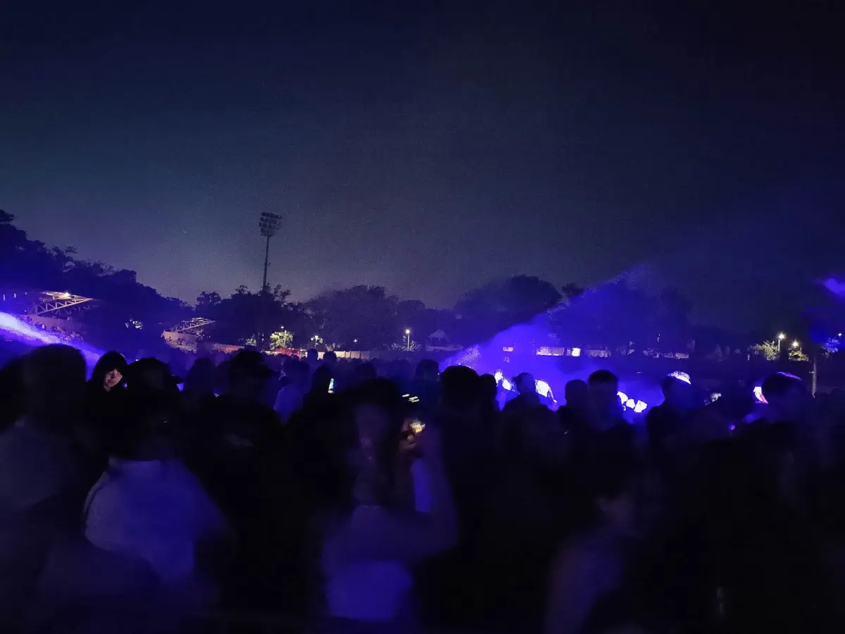 Koncert zespołu Kombi Łosowski oraz pokaz laserów
