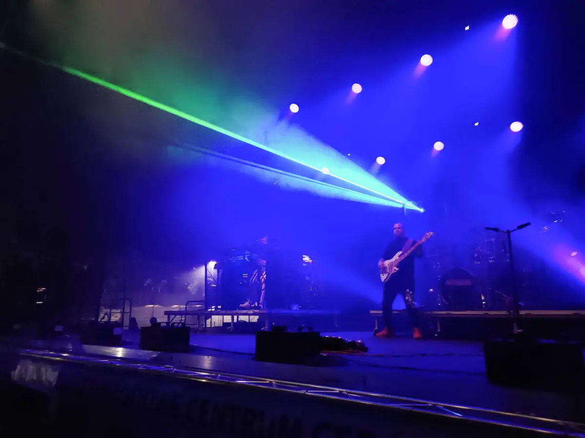 Koncert zespołu Kombi Łosowski oraz pokaz laserów