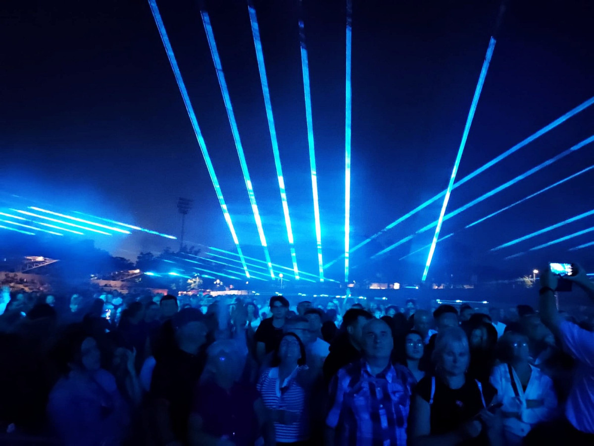 Koncert zespołu Kombi Łosowski oraz pokaz laserów