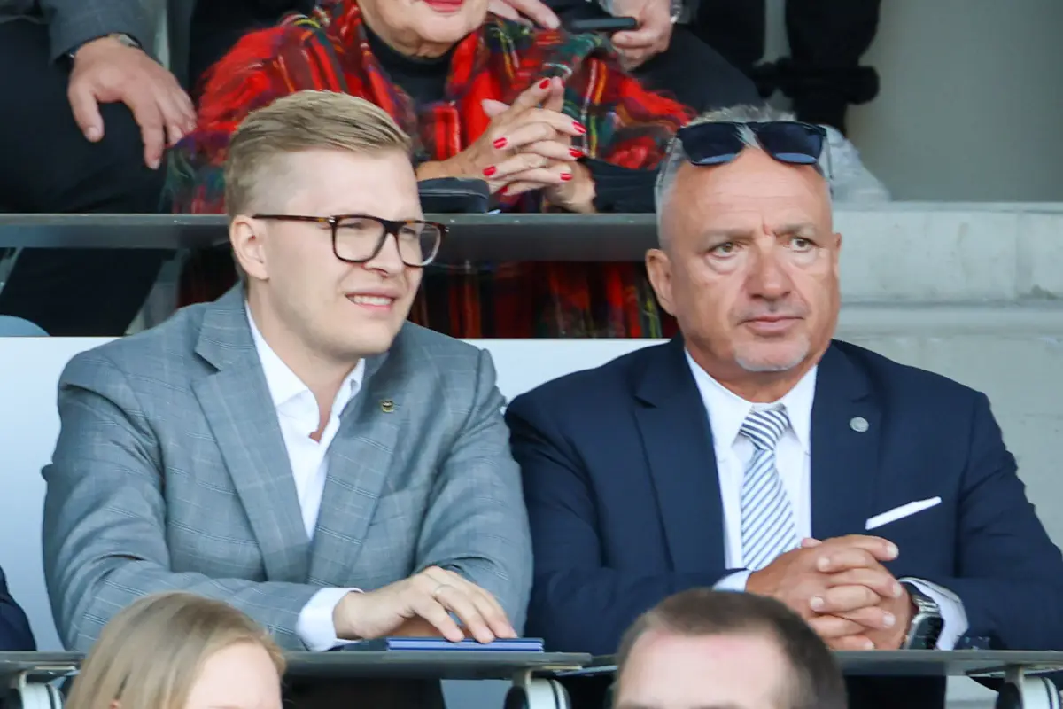 Kamil Barczyk dyrektor szpitala św. łukasza, pzrewodniczacy bolesławieckiego PSL i radny sejmiku województwa dolnośląskiego i prezydent Piotr Roman