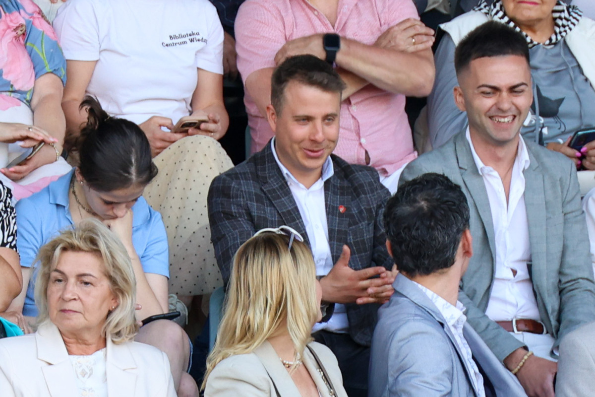 Renata Fredyk, wiceprzewodnicząca rady Miasta Bolesławca Forum Miasta, Małgorzata Małkowska była dziennikarka TV Łużyce należącej do Jana Cołokidziego i Maciej Małkowski obecny szef Rady Powiatu z Impuls Lokalny, Dawid Sarbak wiceszef rady Miasta Bolesławca i radny Rafał Więcewicz