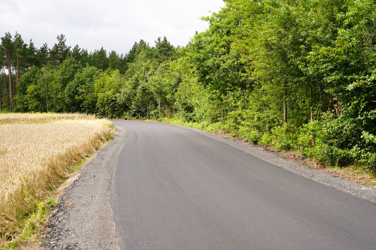 Ponad 7,9 mln zł na modernizację 9 odcinków dróg powiatowych!
