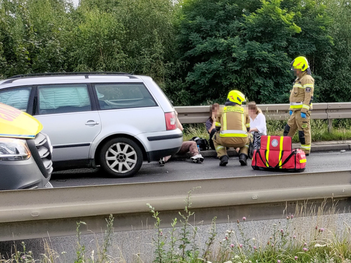 Karambol na obwodnicy. Zderzyły się cztery samochody